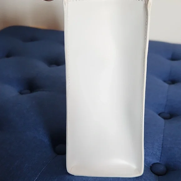 Gucci Leather Vintage Handbag w/clear tote - Picture 9 of 17